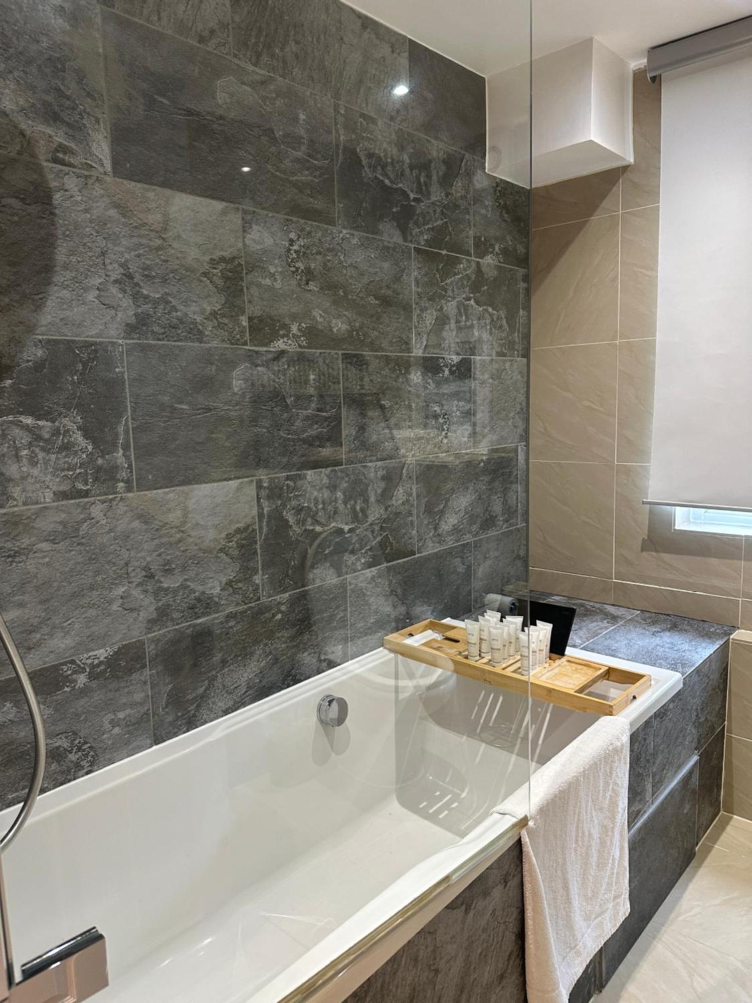 Stylish Flat Minutes From Covent Garden - West End London Exterior photo