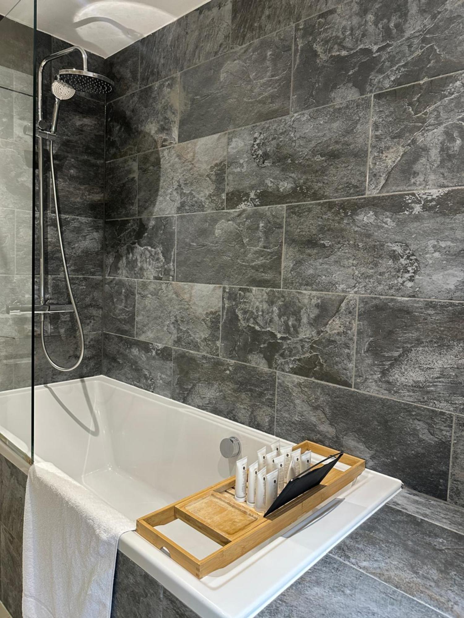 Stylish Flat Minutes From Covent Garden - West End London Exterior photo